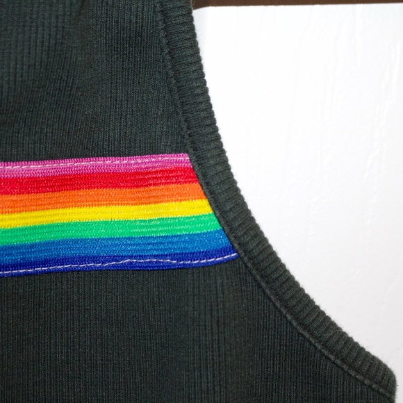 green // rainbow tank top - Picture 2 of 3